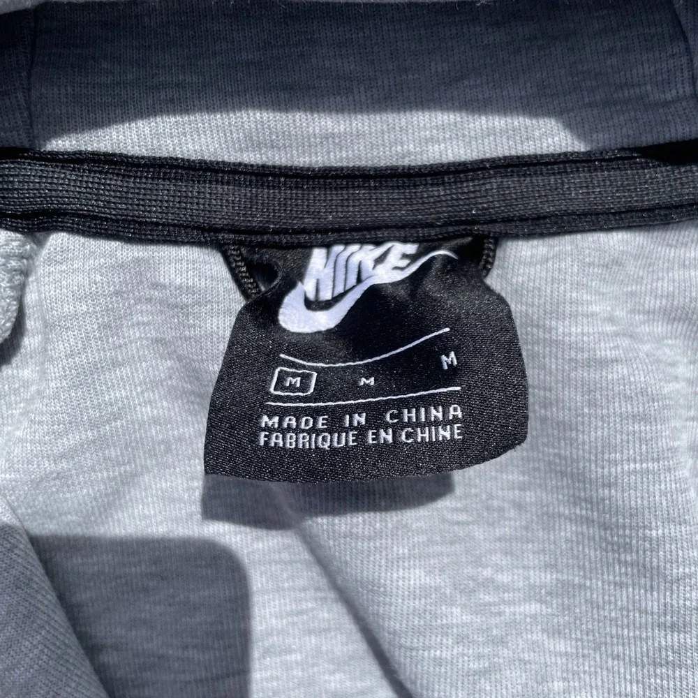 Nike Tech Loose Fit Grey Full Zip Long Sleeve Fleece Hoodie Youth Medium Boys